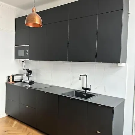 アパート Valoisa Ja Rauhallinen Keskusta Kaksio 70 M2 *